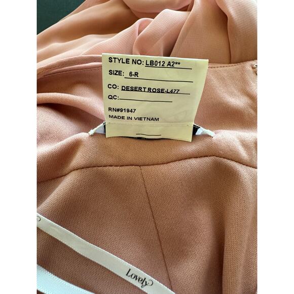 New ~ LOVELY ~ Square Neck Chiffon Maxi Dress With Front Slit Size 6 HOMECOMING - Picture 8 of 8